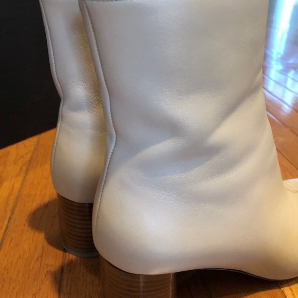 SOLD Vince - Tasha II Block Heel Ankle Bootie - Picture 3 of 4